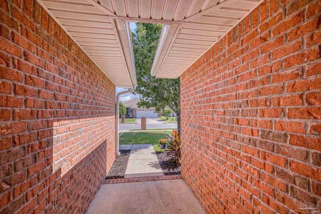 3747 Boardwalk Ct, Gulf Breeze, FL 32563