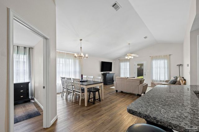 3747 Boardwalk Ct, Gulf Breeze, FL 32563