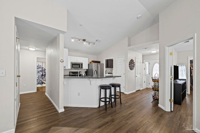 3747 Boardwalk Ct, Gulf Breeze, FL 32563