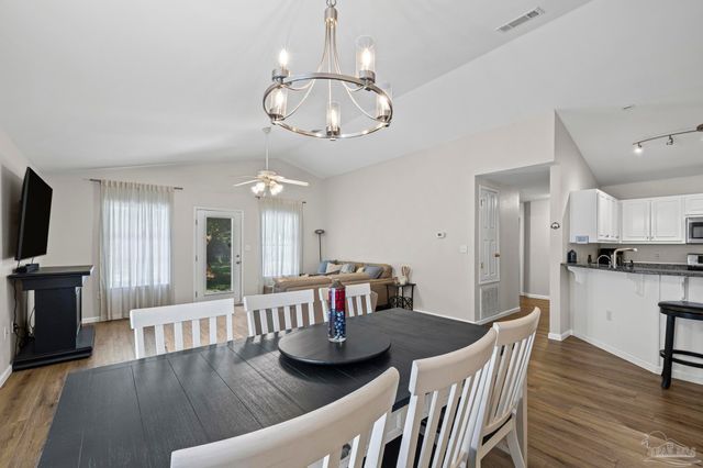 3747 Boardwalk Ct, Gulf Breeze, FL 32563