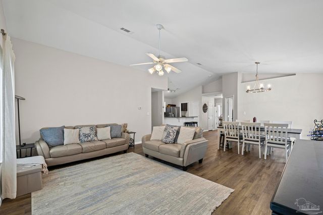 3747 Boardwalk Ct, Gulf Breeze, FL 32563