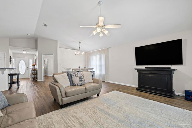 3747 Boardwalk Ct, Gulf Breeze, FL 32563