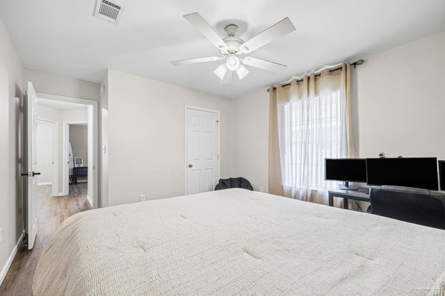 3747 Boardwalk Ct, Gulf Breeze, FL 32563