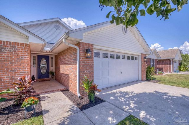 3747 Boardwalk Ct, Gulf Breeze, FL 32563