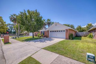 3747 Boardwalk Ct, Gulf Breeze, FL 32563