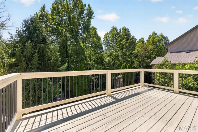 5450 Hagemann Pointe Drive, St Louis, MO 63128