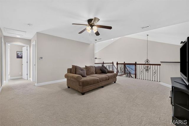 5450 Hagemann Pointe Drive, St Louis, MO 63128