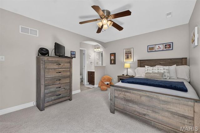 5450 Hagemann Pointe Drive, St Louis, MO 63128