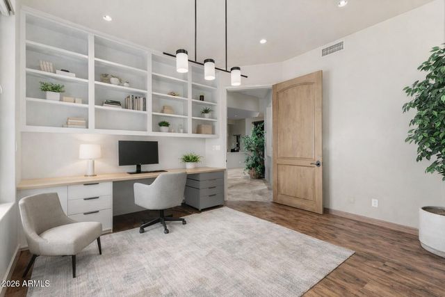 10040 E HAPPY VALLEY Road 2057, Scottsdale, AZ 85255