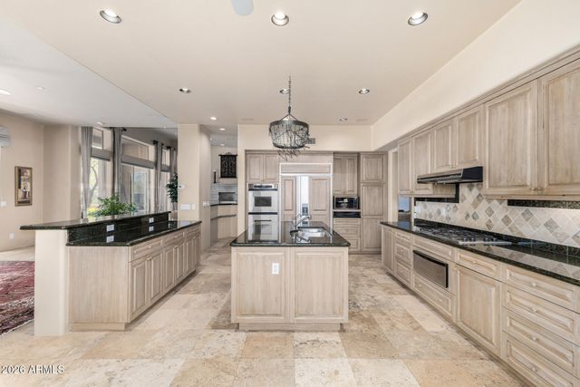 10040 E HAPPY VALLEY Road 2057, Scottsdale, AZ 85255