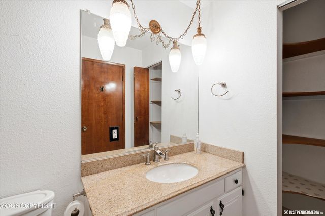3480 W 78th Avenue, Anchorage, AK 99502