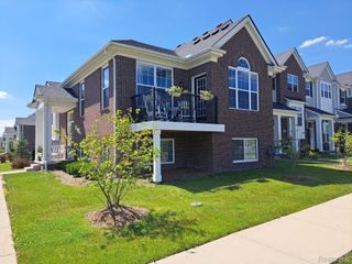 49503 Lantern Way, Canton Charter Township, MI 48188