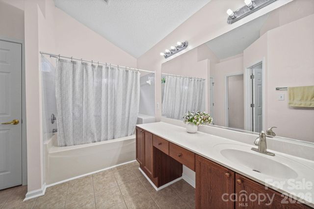 6414 Goldenblush Circle, Charlotte, NC 28269
