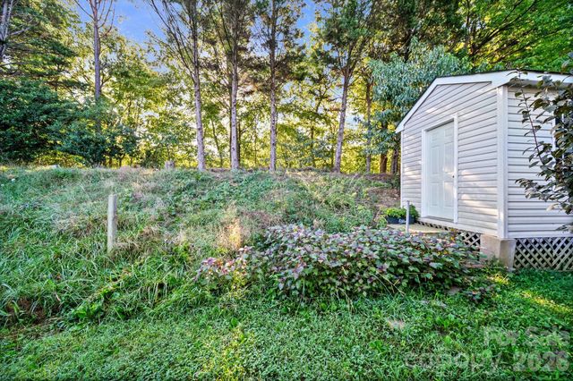 6414 Goldenblush Circle, Charlotte, NC 28269