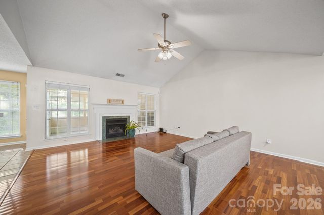 6414 Goldenblush Circle, Charlotte, NC 28269