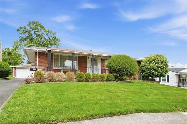 877 Woodhill Road, Riverside, OH 45431