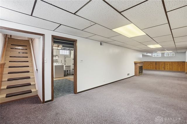 877 Woodhill Road, Riverside, OH 45431