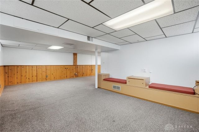 877 Woodhill Road, Riverside, OH 45431