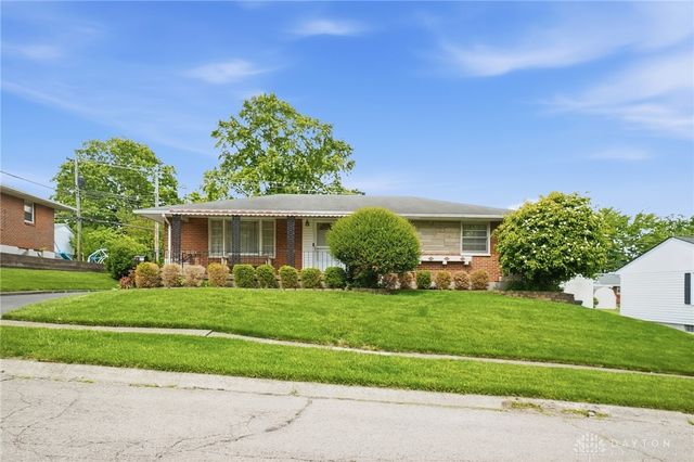877 Woodhill Road, Riverside, OH 45431