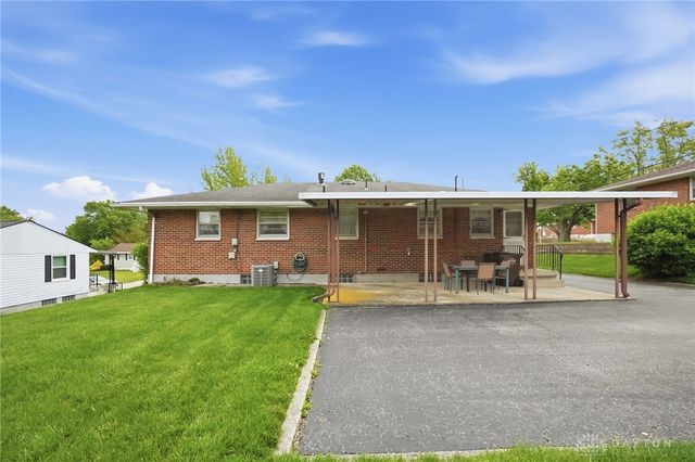 877 Woodhill Road, Riverside, OH 45431