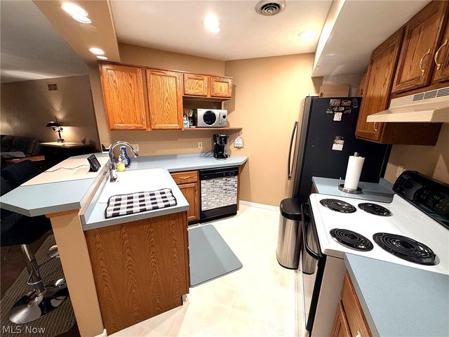 6799 Tippecanoe Road 1, Canfield, OH 44406