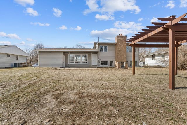 6264 Brooklyn Drive, Brooklyn Center, MN 55430