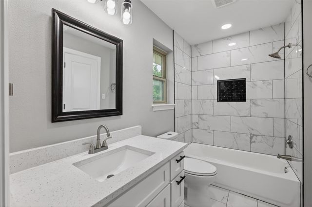 3204 Greenbriar Lane, Plano, TX 75074