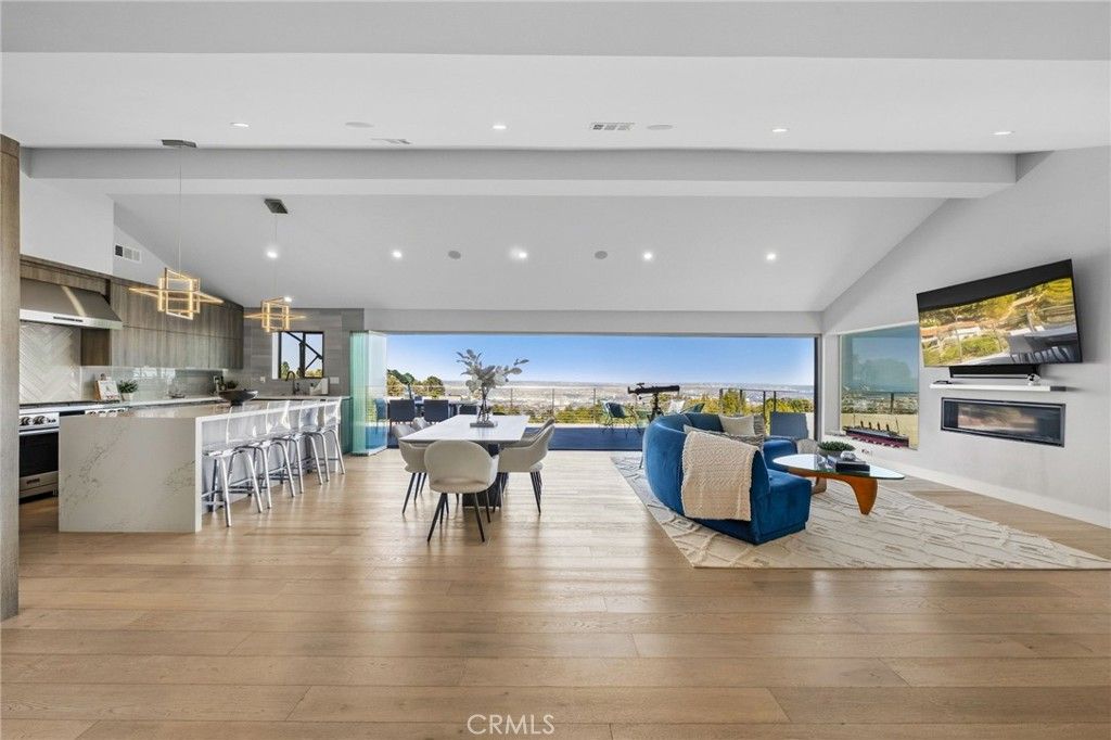 2886 Crownview, Rancho Palos Verdes, CA 90275 — photo 2