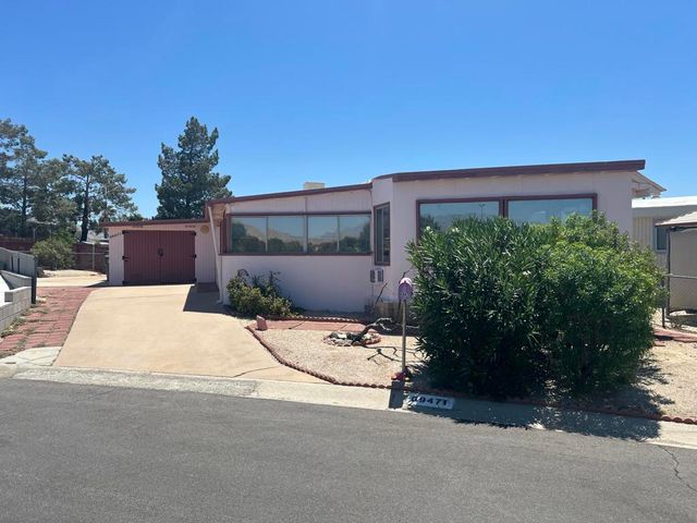 69471 Country Club Drive, Desert Hot Springs, CA 92241