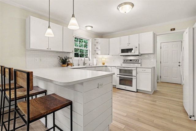 6103 Wheatlands Avenue, Scotts, MI 49088