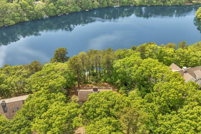 184 Fells Pond Road, Mashpee, MA 02649