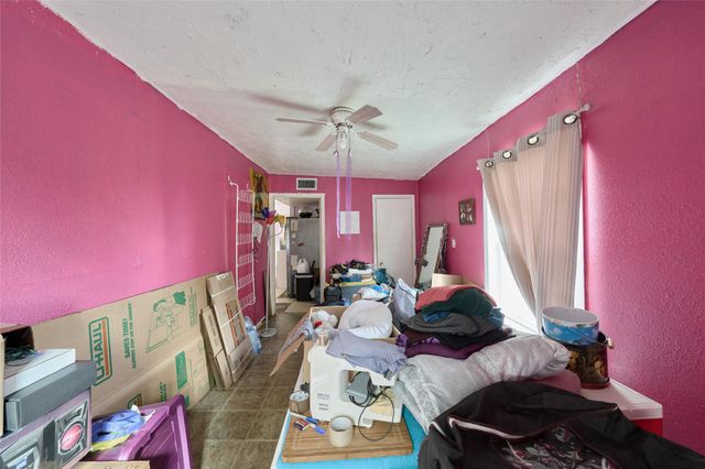 1629 Demaree Lane, Houston, TX 77029