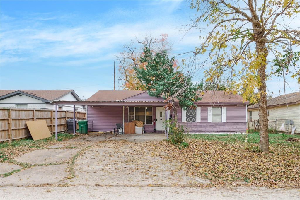 1629 Demaree Lane, Houston, TX 77029