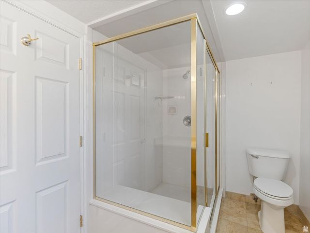 504 E 9765 S, Sandy, UT 84070