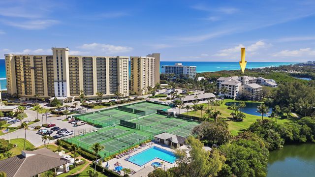 500 Ocean Trail Way 111, Jupiter, FL 33477