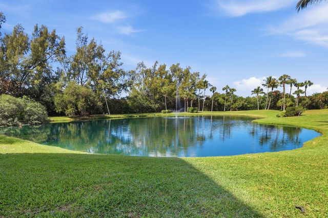 500 Ocean Trail Way 111, Jupiter, FL 33477