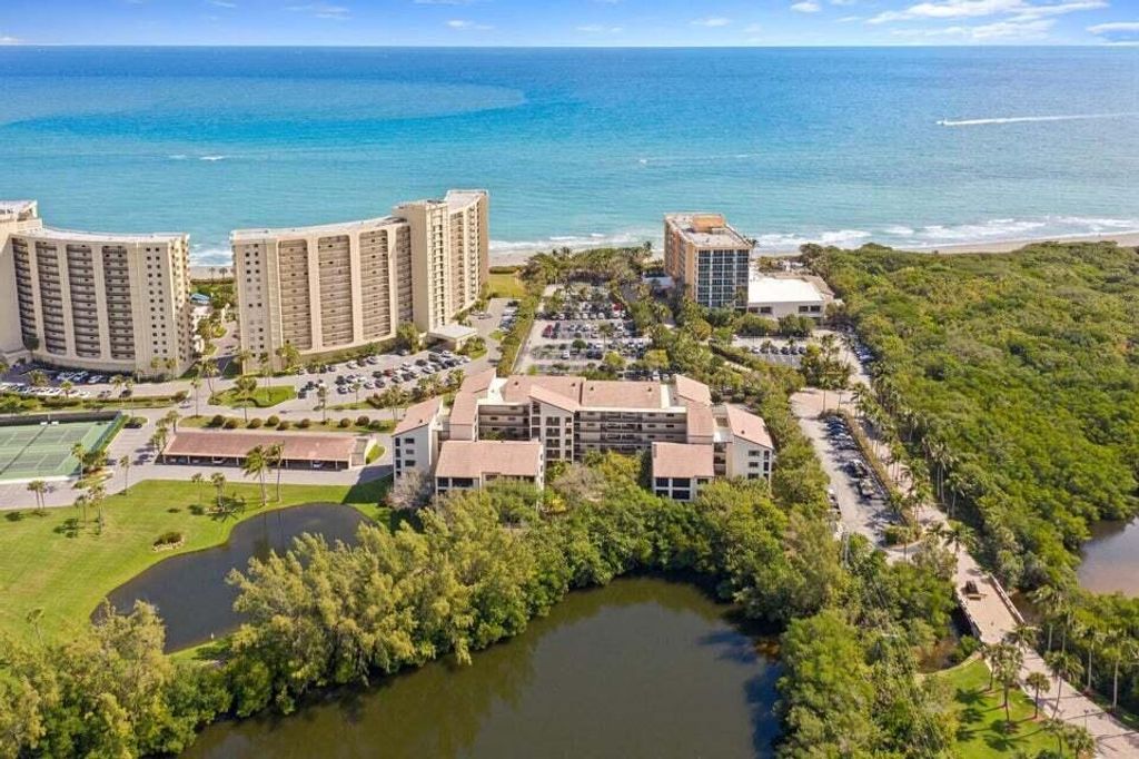 500 Ocean Trail Way 111, Jupiter, FL 33477