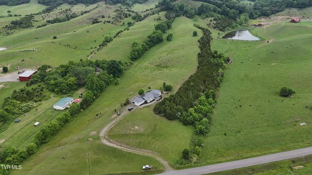 1168 Webster Valley Road, Rogersville, TN 37857