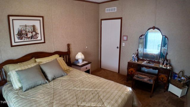 1168 Webster Valley Road, Rogersville, TN 37857