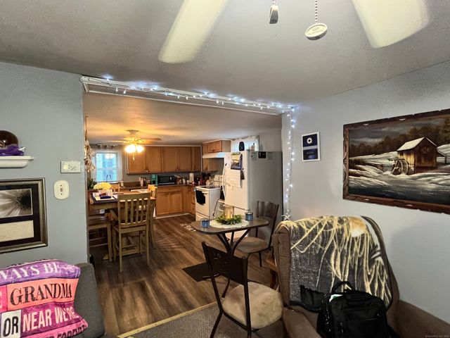 164 Boswell Avenue, Norwich, CT 06360