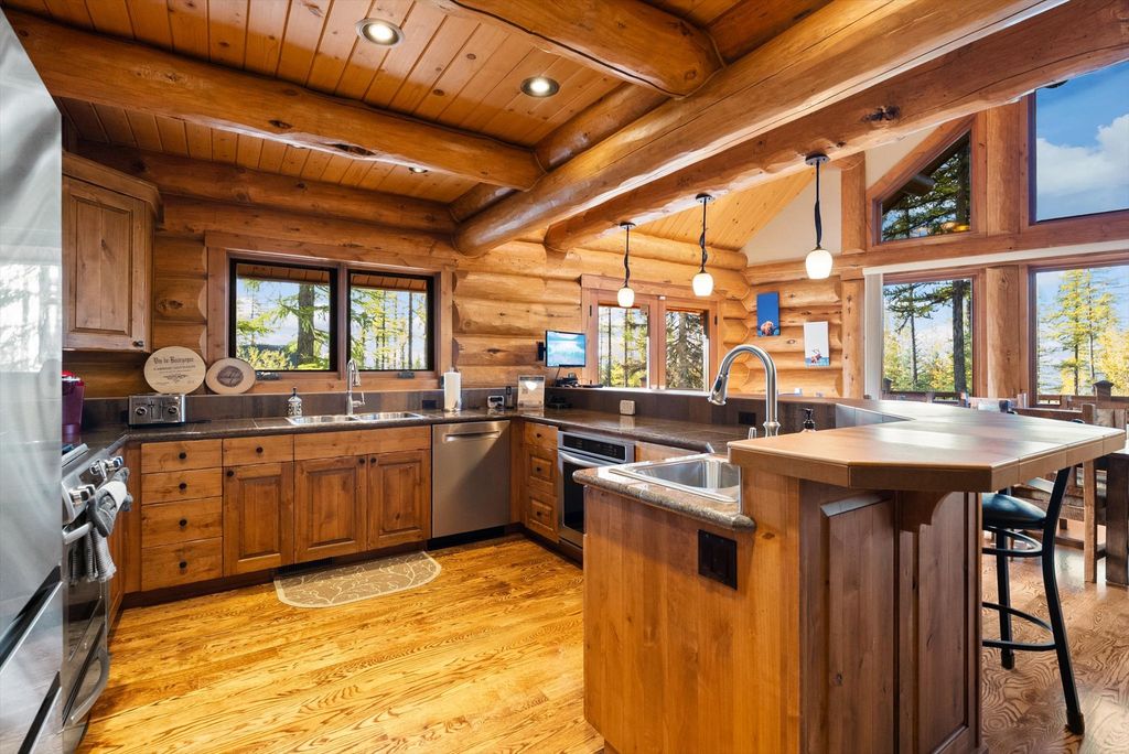 378 Elk Highlands Drive, Whitefish, MT 59937 photo 10