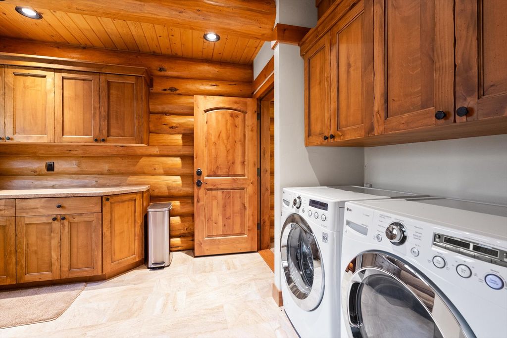 378 Elk Highlands Drive, Whitefish, MT 59937 photo 21