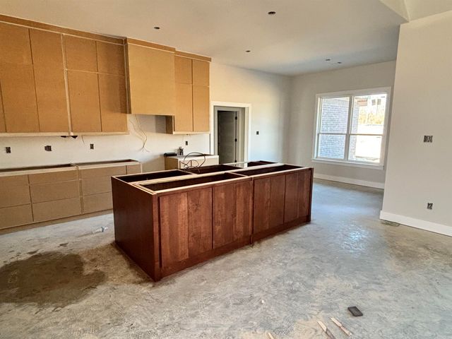 24 Albion Court, Cabot, AR 72023