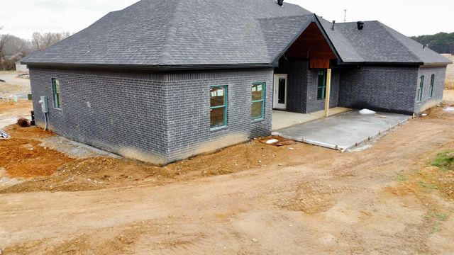 24 Albion Court, Cabot, AR 72023