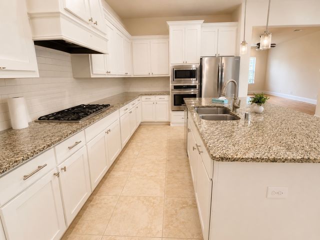 3040 Martello Lane, Plano, TX 75074