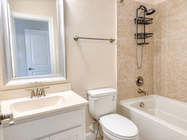 3040 Martello Lane, Plano, TX 75074