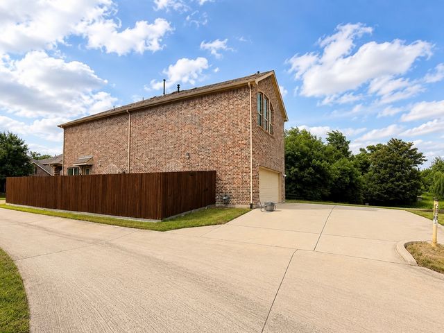 3040 Martello Lane, Plano, TX 75074