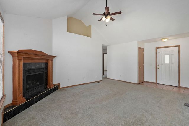 1630 South Burks Avenue, Springfield, MO 65807