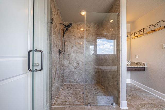 27815 CAZADOR TRL, San Antonio, TX 78260
