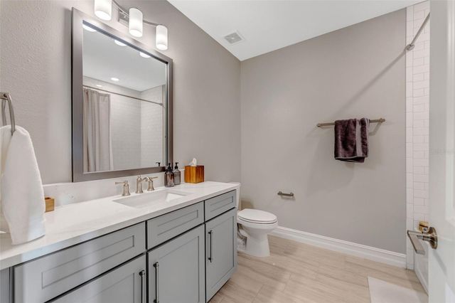 5351 BRIDGE STREET 62, Tampa, FL 33611